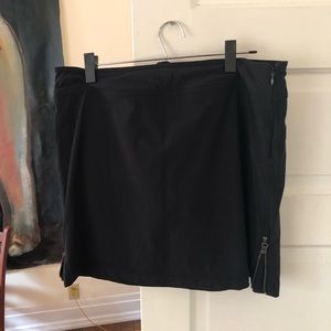 Athleta skort- black super comfy
